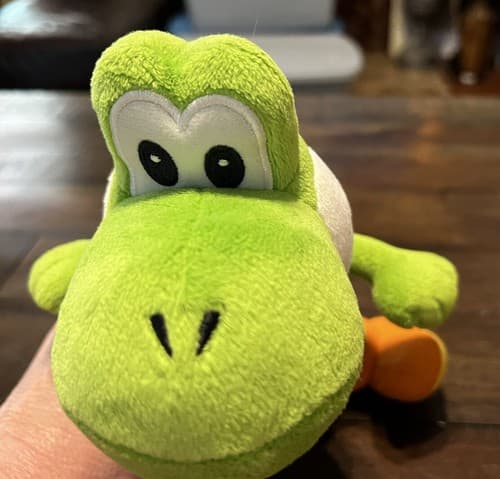 YOSHI Nintendo Super Mario Bros. Plush Toy 10” Green Yoshi Stuffed Figure 2021 - Thumbnail 6