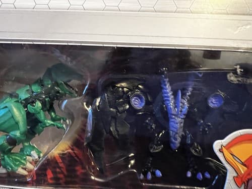 Bakugan 4 Pack Collector Figures TROX HYDOROUS NILLIOUS DRAGONOID New 2020 NIB - Thumbnail 9