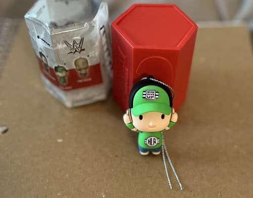 2022 HALLMARK MYSTERY CHRISTMAS ORNAMENT WWE JOHN CENA WWF NEW Never Give Up - Thumbnail 2