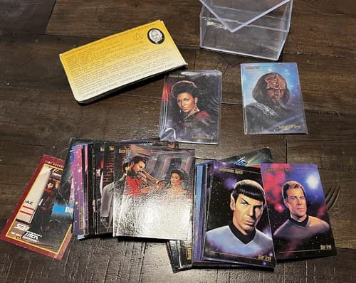 Vintage 1993 1991 Star Trek Collector Cards 83 Cards & 5 Cardboard Figure Cards - Thumbnail 2