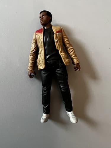 Star Wars The Black Series Finn Jakku 3-3/4” LFL Action Figure Loose - Thumbnail 2