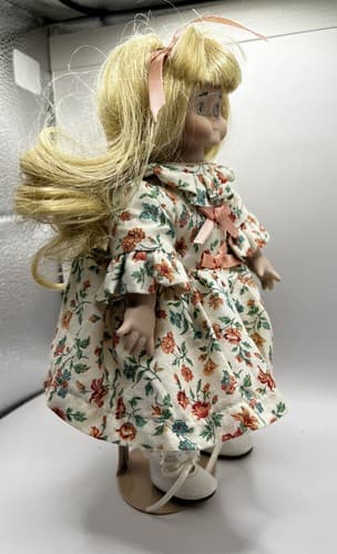 VTG 1994 Goebel Bette Bell Dolly Dingle Dolls 8" Porcelain Doll Dinah Dumpling - Thumbnail 5