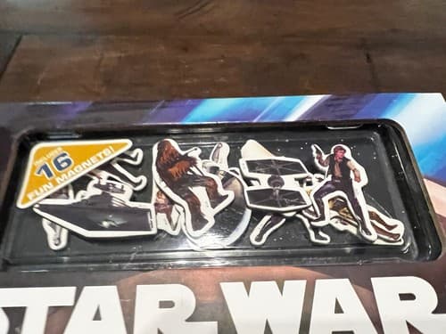 Star Wars Rebel Rescues: Magnetic Fun on Every Page by Star Wars: New - Thumbnail 3