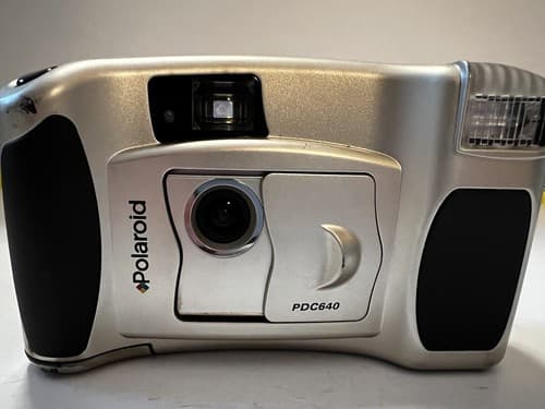 Polaroid PDC 640 Plus Digital Camera Not Tested - Thumbnail 7