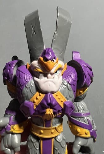 Little Tikes Kingdom Builders Crow Debar Action Figure Toy Turns Into Crowbar - Thumbnail 5