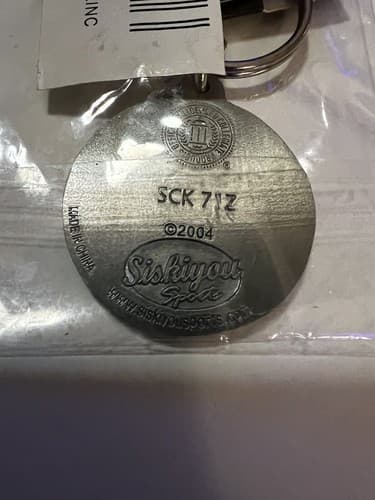 Washington State Cougars Keychain Car Key Metal Silver Chain Ring NEW - Thumbnail 3