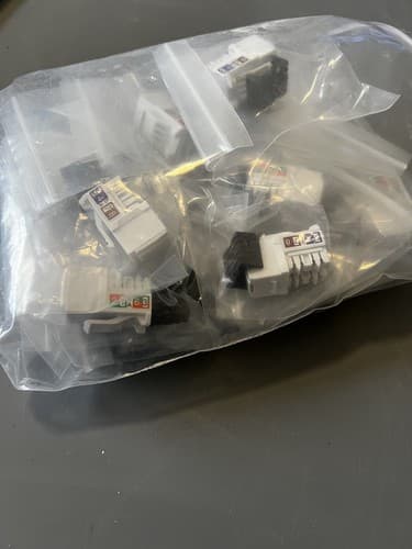 Keystone Jacks 25 Pieces NEW Open Box - Thumbnail 4