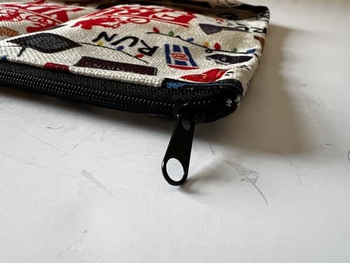 Stranger Things Makeup Toiletries Cosmetics Bag Canvas Zipper NEW - Thumbnail 3