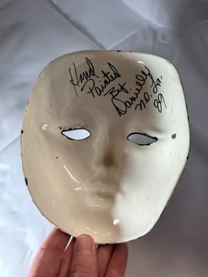 Hand Painted Ceramic Mardi Gras Mask Signed New Orleans Wall Decor Harlequin 80s - Thumbnail 5