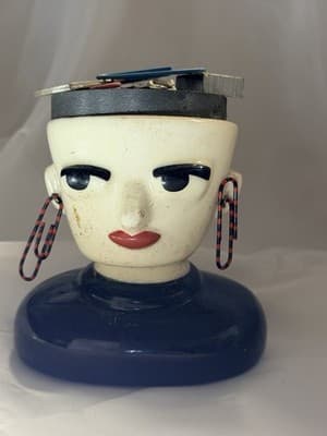 Amy Hardacre Magnetic Head Paper Clip Series Holder 2006 Desk Decor Art Deco Mod - Thumbnail 2