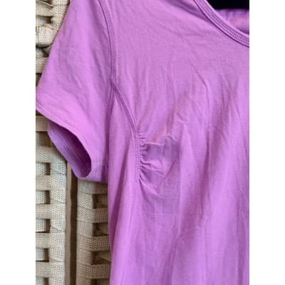 Old Navy Activewear Short Sleeve Top Purple XL Ruched Details Scoop Neckline - Thumbnail 4