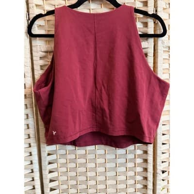 Old Navy Activewear Powerchill Tank Top XXL Deep Wine Built In Shelf Bra - Thumbnail 6