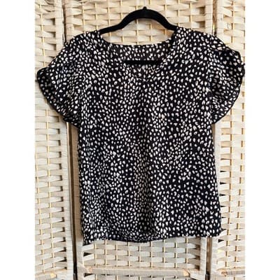 SHEIN Short Sleeve Summer Top XS Black White V Neckline Flutter Sleeves - Thumbnail 2