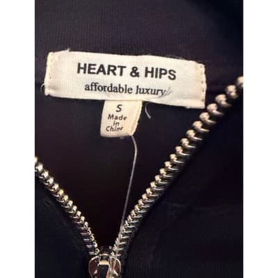 Heart & Hips Active Long Sleeve Top Small Black NWT Crop Quarter Zip Mock Neck - Thumbnail 6
