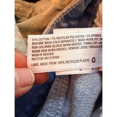 Universal Threads Jean Shorts Small Blue NWOT High Rise Midi Cut Off - Thumbnail 13