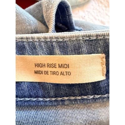 Universal Threads Jean Shorts Small Blue NWOT High Rise Midi Cut Off - Thumbnail 12