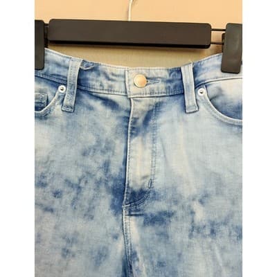 Universal Threads Jean Shorts Small Blue NWOT High Rise Midi Cut Off - Thumbnail 3