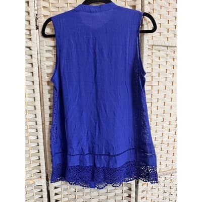 Adiva Summer Sleeveless Blouse Medium Blue Button Front Crochet Trim Details - Thumbnail 10