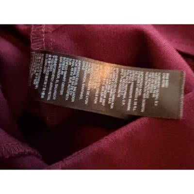 Forever 21 Fitted Shorts Women's Small Front Zipper Mid Rise Dark Plum - Thumbnail 13