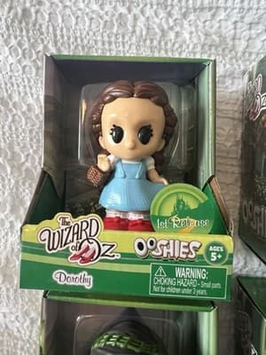 NEW Ooshies The Wizard Of Oz 1st Release 2025 Collectible Toys Set Of 4 HTF RARE - Thumbnail 2