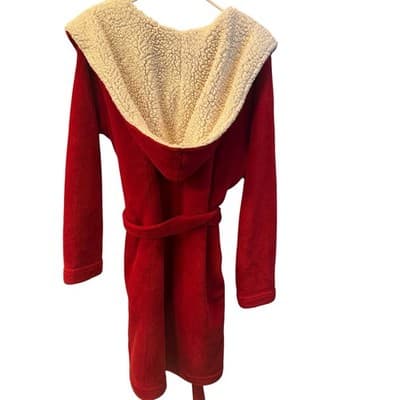 VICTORIA'S SECRET Cozy Plush Sherpa Hooded Robe Red Fleece Bathrobe - Thumbnail 3