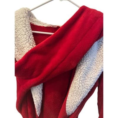 VICTORIA'S SECRET Cozy Plush Sherpa Hooded Robe Red Fleece Bathrobe - Thumbnail 7