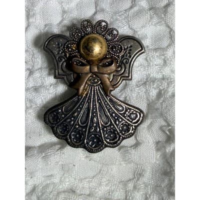 Kat’s Creations Vintage Angel Brooch Silver Tone Christmas Holiday Pin 1.5" - Thumbnail 4