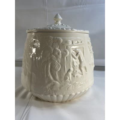 Majolica Tam O'Shanter Like Cookie Jar Canister MCM Detailed 9"x9" Ivory White - Thumbnail 8