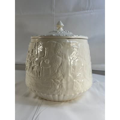 Majolica Tam O'Shanter Like Cookie Jar Canister MCM Detailed 9"x9" Ivory White - Thumbnail 4