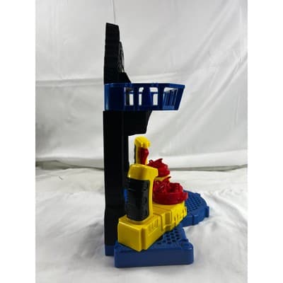 Batman Battle Cave Batcave 2016 Mattel DC Comics 12x12 Battle Cave Only - Thumbnail 4