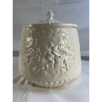 Majolica Tam O'Shanter Like Cookie Jar Canister MCM Detailed 9"x9" Ivory White - Thumbnail 6