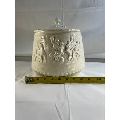 Majolica Tam O'Shanter Like Cookie Jar Canister MCM Detailed 9"x9" Ivory White - Thumbnail 19