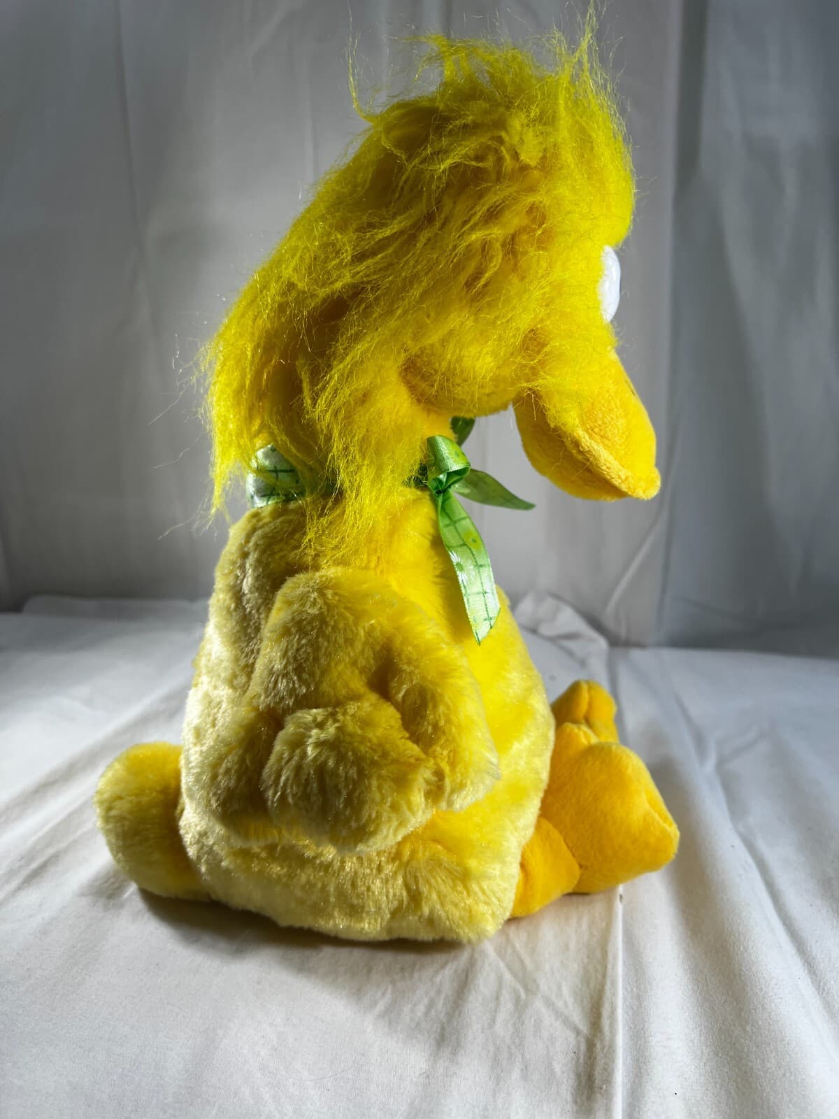 Sound N Light Animatronics Sing and Dance Easter Yellow Duck 2009 Works Nice - Thumbnail 5
