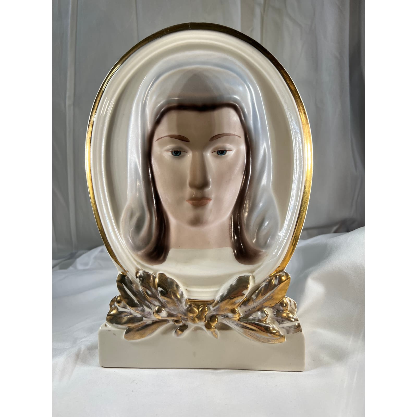 Gorgeous Virgin Mary Face Religious Concave Porcelain Statue Vintage Decor 7x12 - Thumbnail 2