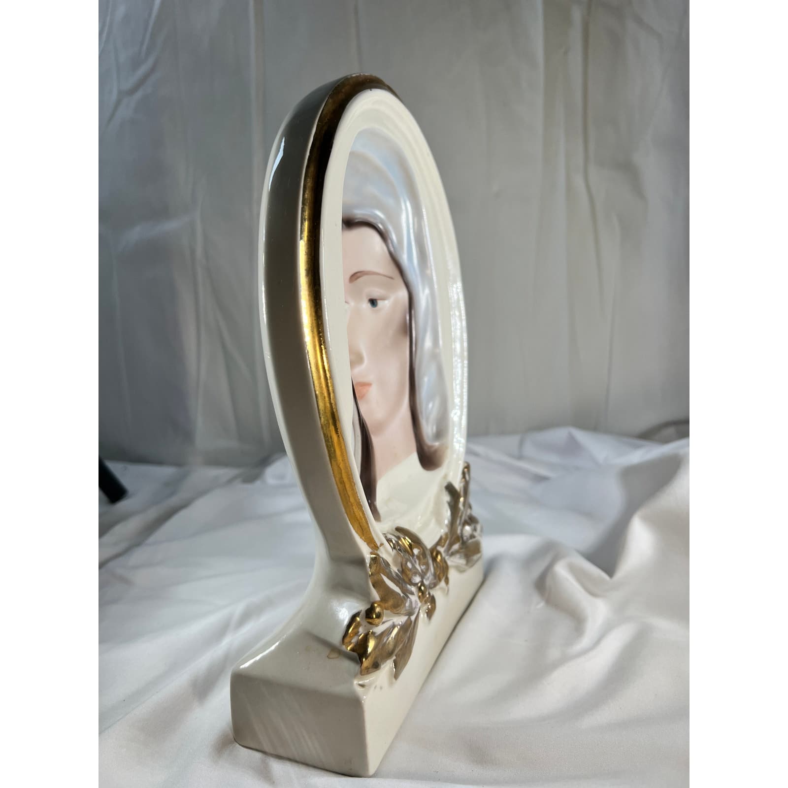 Gorgeous Virgin Mary Face Religious Concave Porcelain Statue Vintage Decor 7x12 - Thumbnail 6