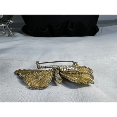 Vintage Wire Wrapped Butterfly Brooch Delicate Handmade Metallic Woven MCM - Thumbnail 19
