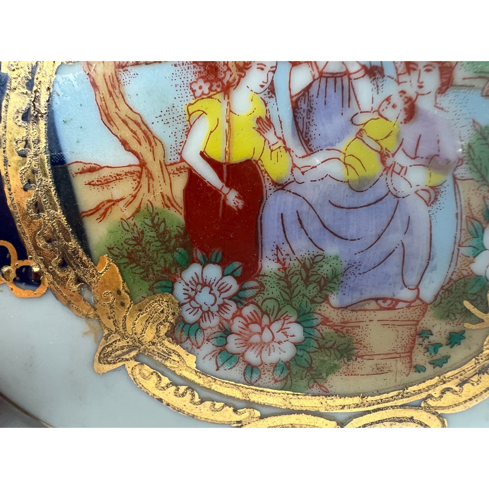 L.F. Limoges P.R.C. Fine Porcelain Trinket Box with Lid RARE Religious Vintage - Thumbnail 17