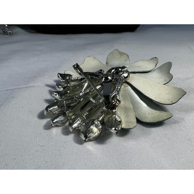 Vintage Coro Flower Brooch Teal Blue Enamel Rhinestone Leaves MCM Ornate RARE - Thumbnail 22