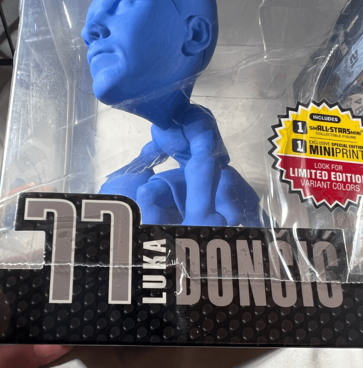 NBA Luka Doncic #77 Blue Variant Small-Stars Minis Action Figure 6" LE Chase New - Thumbnail 5