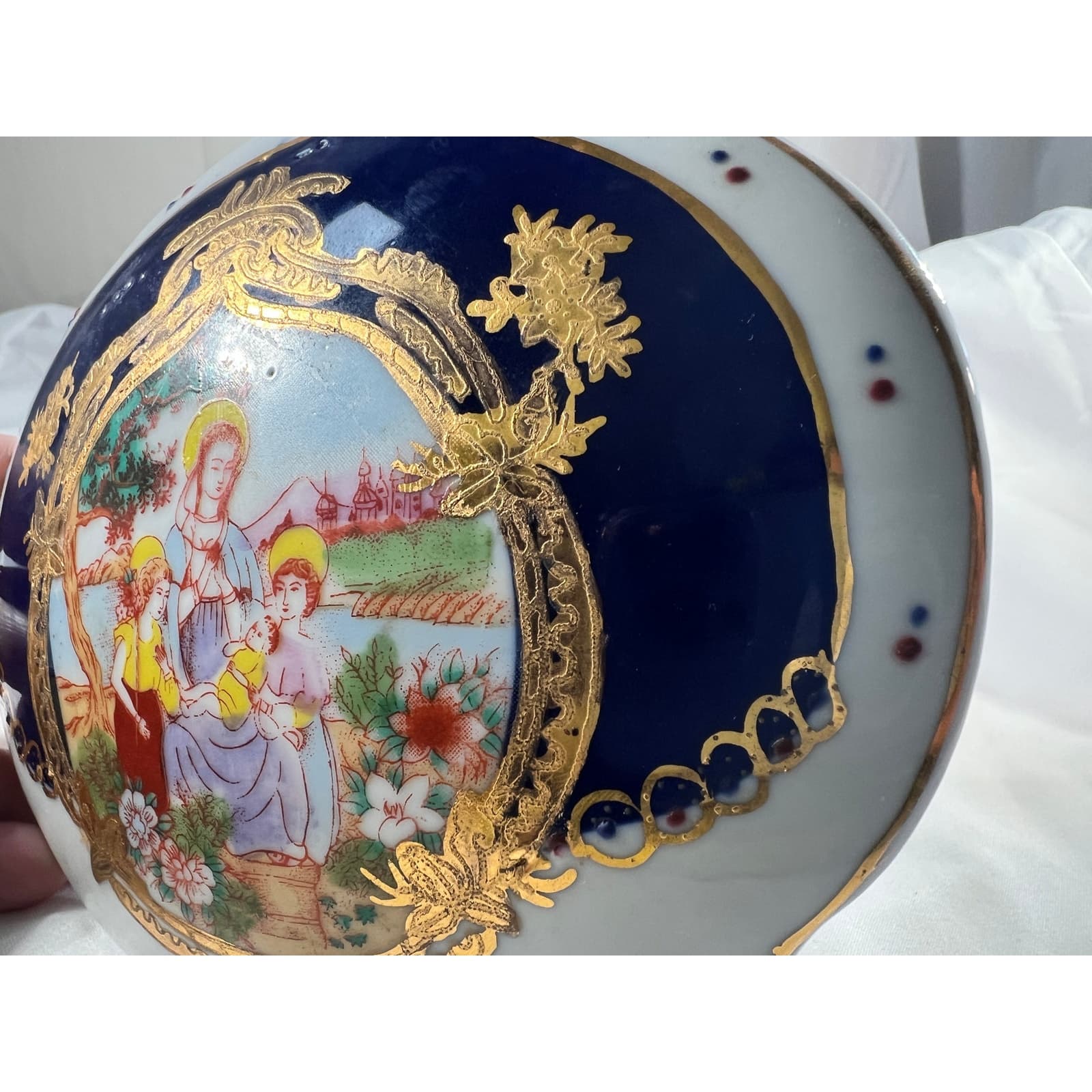 L.F. Limoges P.R.C. Fine Porcelain Trinket Box with Lid RARE Religious Vintage - Thumbnail 21