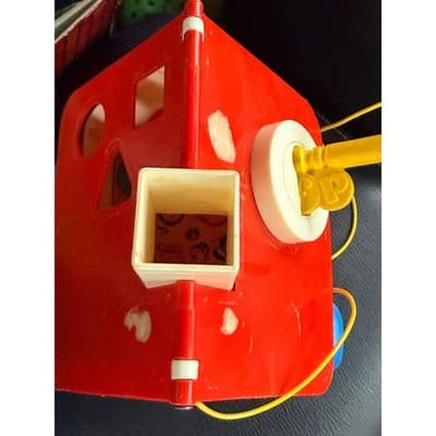 Vintage Fisher-Price Goldilocks and the 3 Bears Play House Pull Toy 1967 - Thumbnail 9