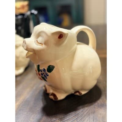 Smiley Vintage Shawnee Pig Pitcher 1950s USA Hand Painted Floral Design - Thumbnail 7