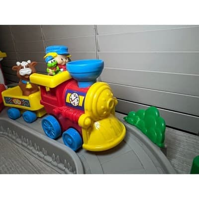 Fisher-Price Train Set Complete 2008 Conductor Animals Buildings Tracks Sign R/R - Thumbnail 12