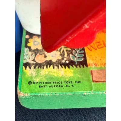 Vintage Fisher-Price Goldilocks and the 3 Bears Play House Pull Toy 1967 - Thumbnail 2