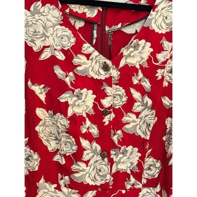 Women’s Red Floral Mini Dress Sleeveless Button Front Spring Summer Size Medium - Thumbnail 5
