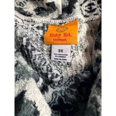 Ruby RD Women’s Plus Cowl Neck Pullover Blouse Tunic Top Black Gray Pattern 3X - Thumbnail 7