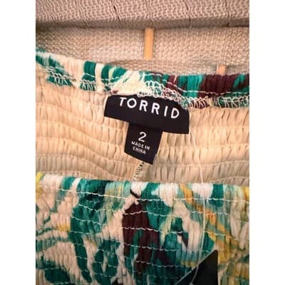 Torrid Peplum Washable Crinkle Gauze Smocked Top Tropical Leaf Print Green 2 NWT - Thumbnail 7