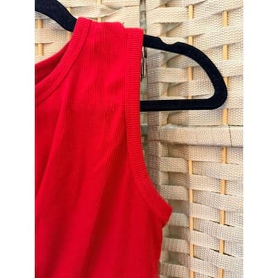 Women's Button Up Ribbed Details Tank Top S Red Scoop Neckline Sleeveless - Thumbnail 7