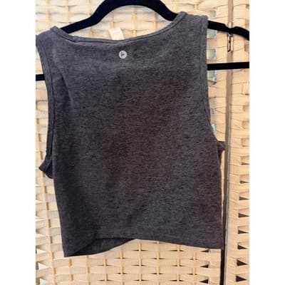 90 Degrees Twist Front Hemline Tank Top S Gray Cropped Crew Neckline Sleeveless - Thumbnail 6