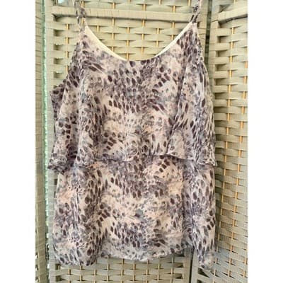 Maurices Tiered Camisole Flowy Top L Lilac Gray Ruffle Lightweight Sleeveless - Thumbnail 2